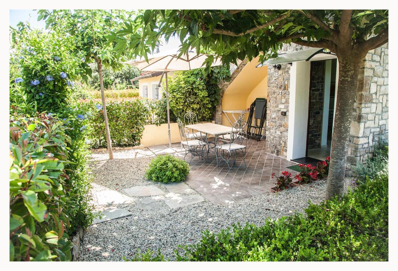 Casa Vacanze Nel Giardino Di Renzo Imperia Eksteriør billede