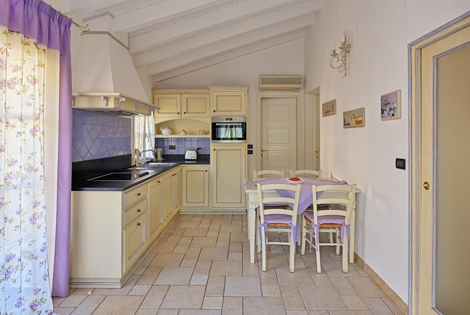 Casa Vacanze Nel Giardino Di Renzo Imperia Eksteriør billede