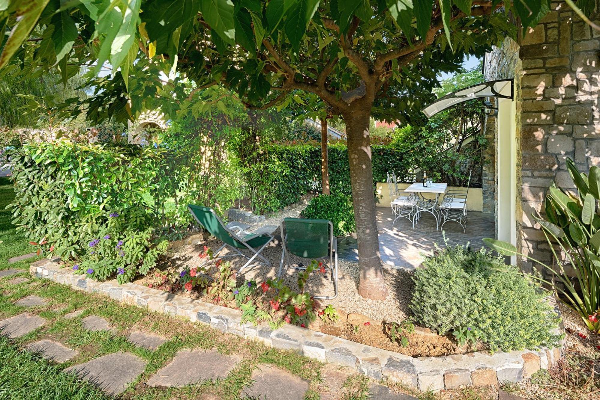 Casa Vacanze Nel Giardino Di Renzo Imperia Eksteriør billede