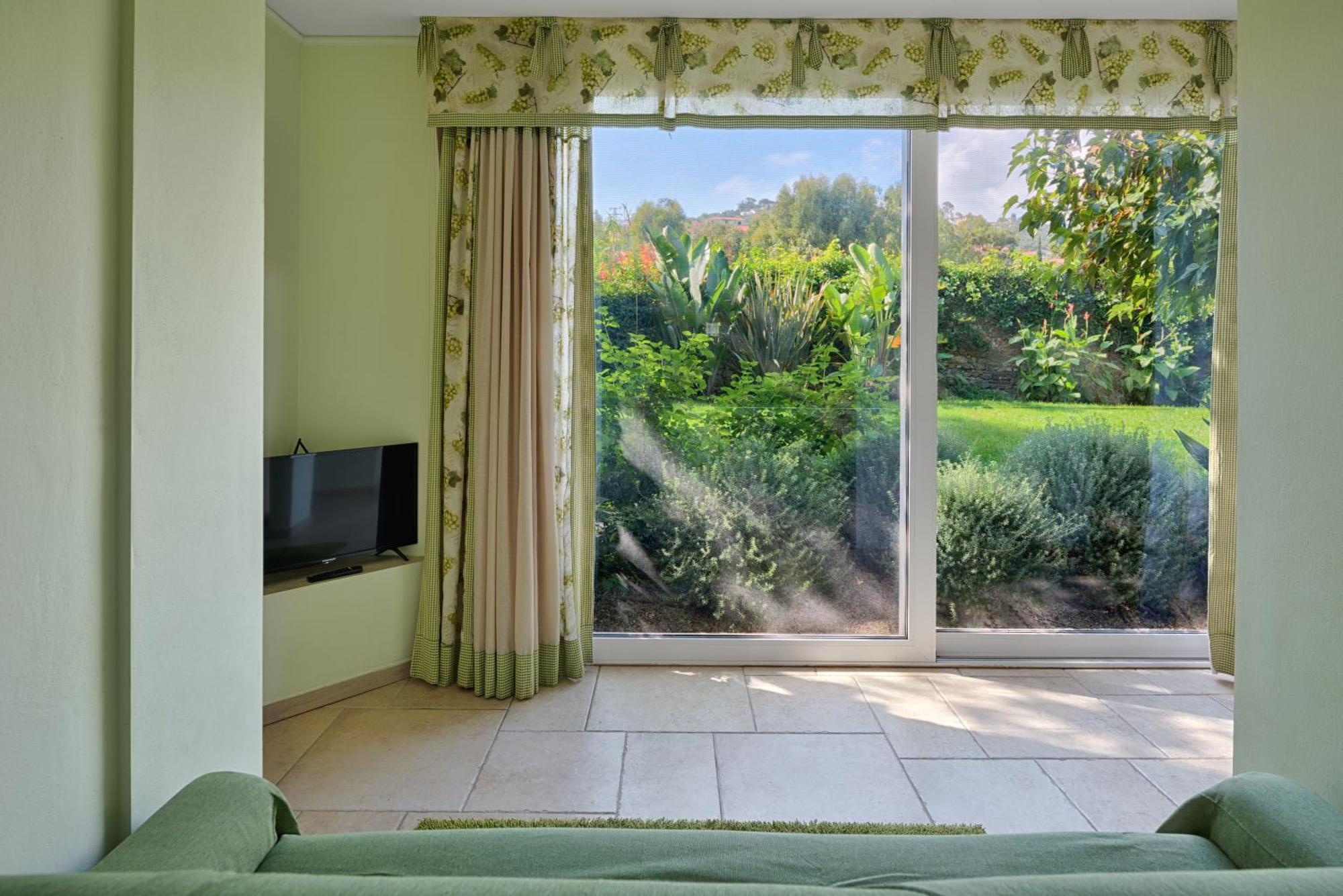 Casa Vacanze Nel Giardino Di Renzo Imperia Eksteriør billede